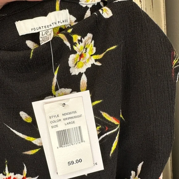 Fourteenth Place Floral Dress NWT (Size L) - Picture 7 of 7